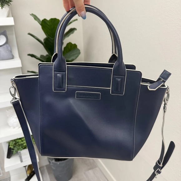 Vera Bradley Navy Blue Satchel - New - Picture 1 of 4